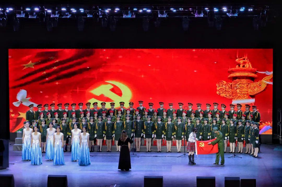 贵州省人大代表罗永慧:提高设施设备配套水平 推进现代山地特色高效农业发展